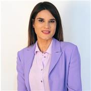 Psicologa clinica specializzata in disturbi dell’età evolutiva ; tutor all'orientamento scolastico; tutor DSA e doposcuola spec.